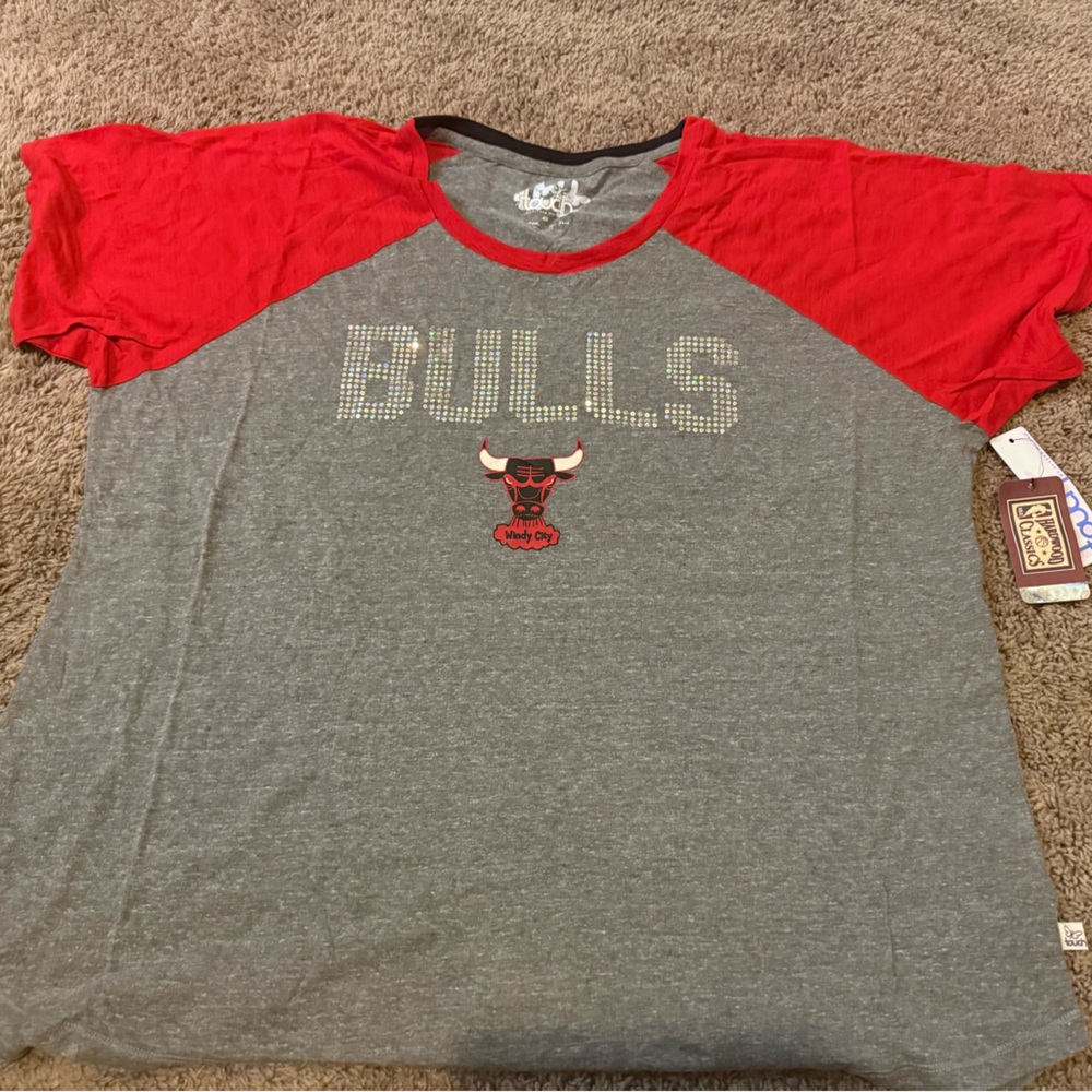 NBA Hardwood Classics Chicago Bulls women’s size 4xl
